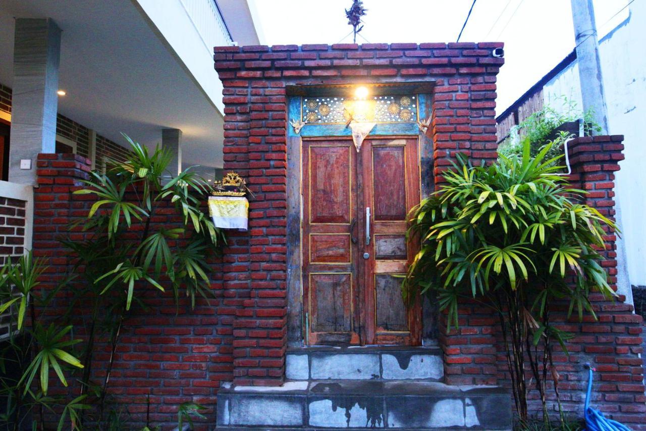 Na-Mi Guesthouse Canggu Esterno foto